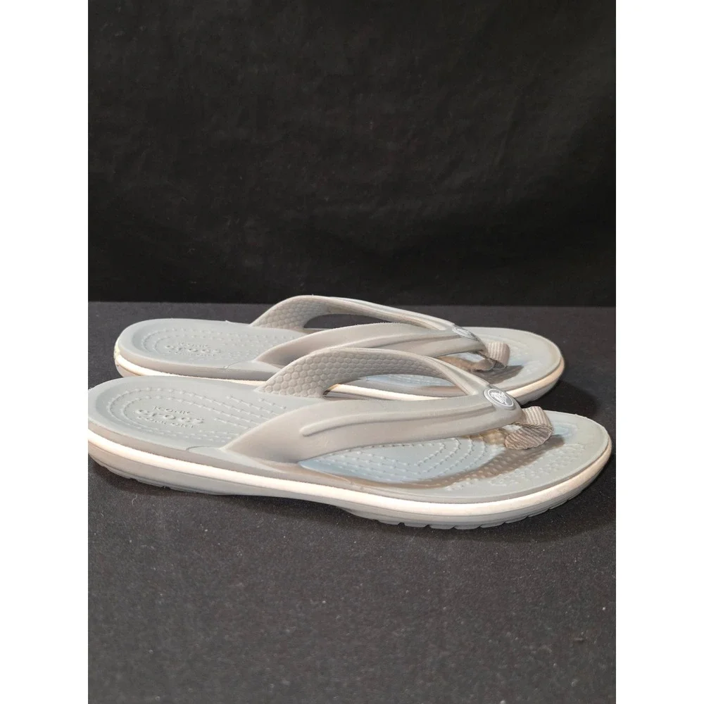 Crocs‎ Kids Gray Flip Flops Sandals Beach Pool Lightweight Size 9C